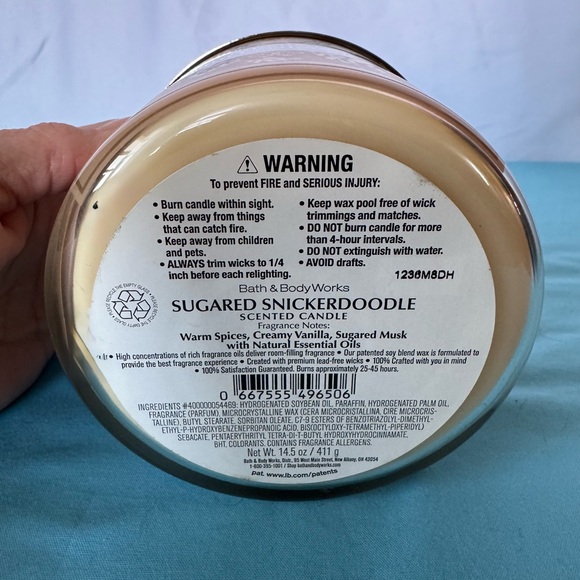 NWT Bath & Body Works 3 wick large candle - Picture 3 of 3